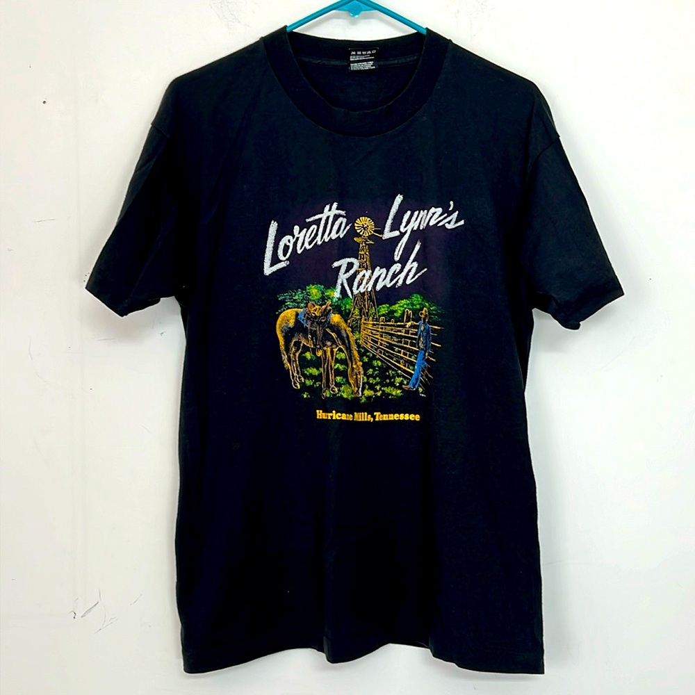 🌞 Fruit of the Loom Best black short sleeve Loretta Lynn’s Ranch graphic Tee L